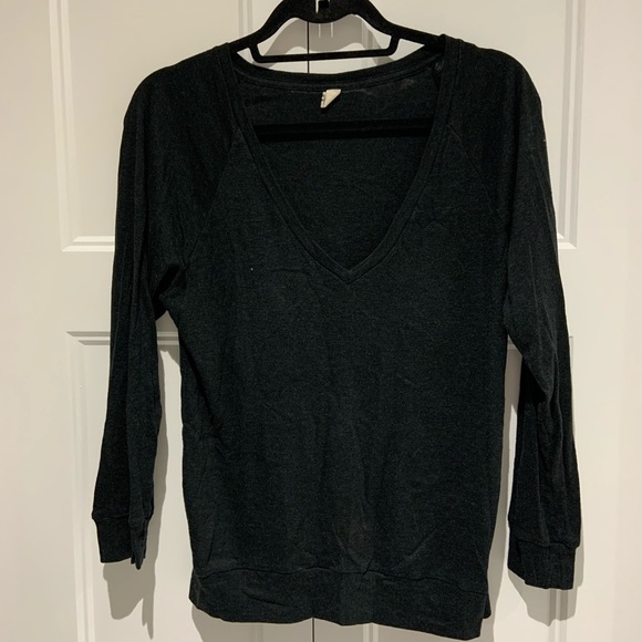 🐝 TNA Del Mar Shirt (V Neck) Oversized fit - Picture 2 of 6